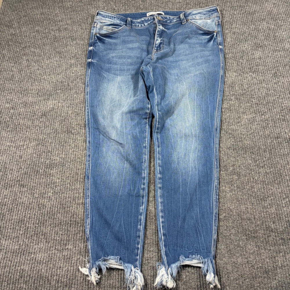 KanCan Maurices Jeans Womens 32 Blue Frayed Hem Skinny Distressed 123742